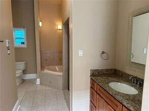 3015 St Peter St in New Orleans, LA - Foto de edificio - Building Photo