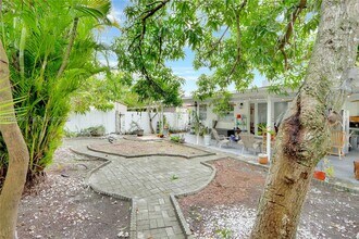 5509 SW 6th St in Coral Gables, FL - Building Photo - Building Photo