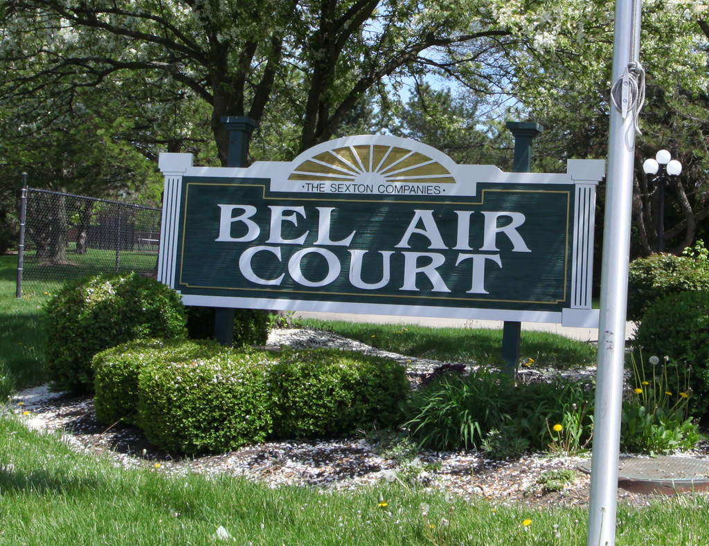 Bel Air Court Apartments in Columbus OH ApartmentHomeLiving com