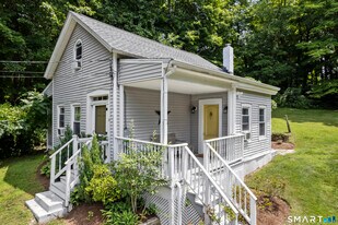 78 Norwich Rd in East Haddam, CT - Building Photo