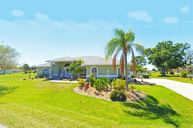 property at 424 Holly Dr