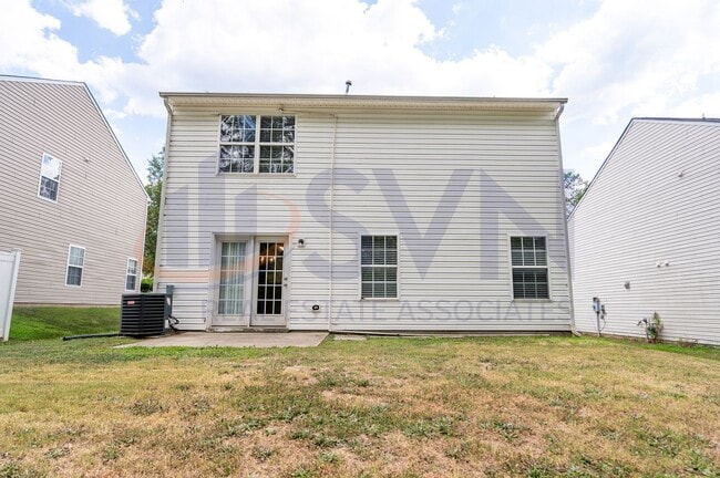 311 Weeping Willow Dr in Durham, NC - Building Photo - Building Photo