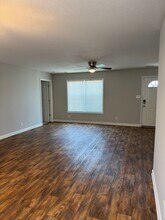 102 Setter Dr in Oak Grove, KY - Foto de edificio - Building Photo
