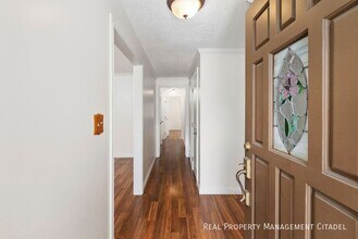 2260 E Standish Ave in Anaheim, CA - Building Photo - Building Photo