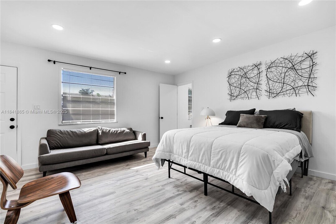 1510 Normandy Dr in Miami Beach, FL - Building Photo