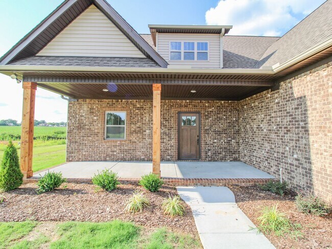 15340 GRAYSON CIR in Athens, AL - Building Photo - Building Photo