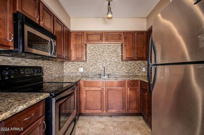 property at 1702 W Tuckey Ln