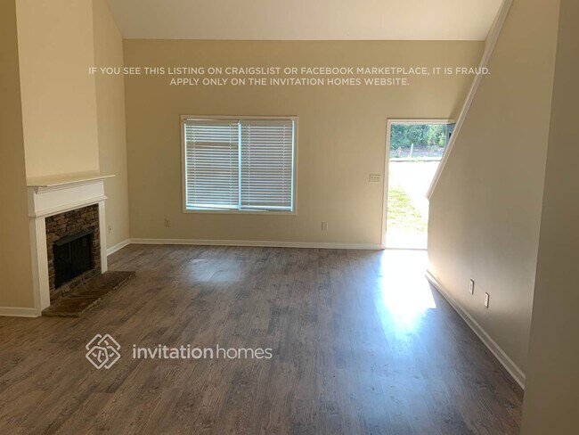 8120 Brookbend Dr in Douglasville, GA - Building Photo - Building Photo