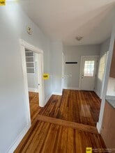 64 Willow Ave, Unit #2 in Somerville, MA - Building Photo - Building Photo