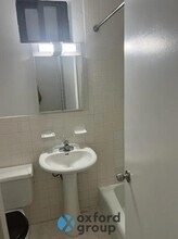 141 W 67th St in New York, NY - Building Photo - Building Photo