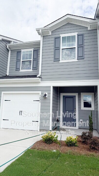1423 Old Rivers Rd in Concord, NC - Building Photo