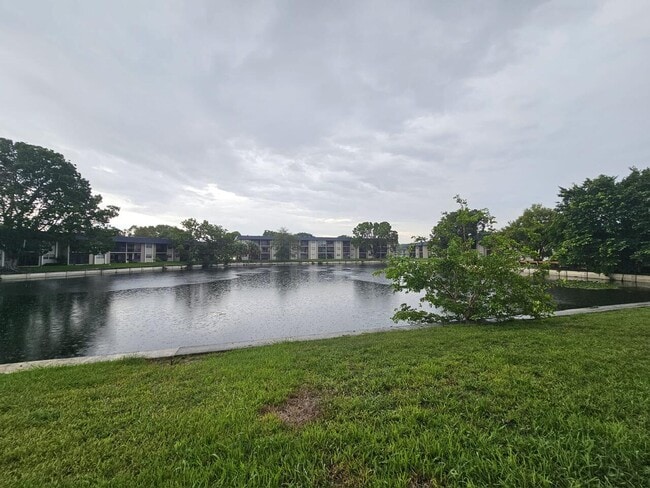 property at 7901 S Colony Cir