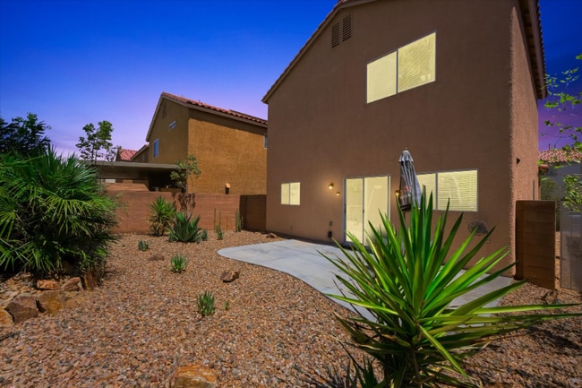 10389 Calypso Cave St in Las Vegas, NV - Building Photo - Building Photo