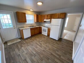 30000 St James Way in Princess Anne, MD - Building Photo - Building Photo