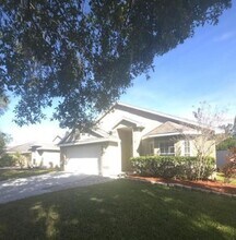 5514 Tughill Dr in Tampa, FL - Building Photo - Building Photo