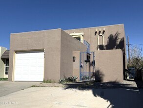 10407 Ashwood Dr in El Paso, TX - Building Photo - Building Photo