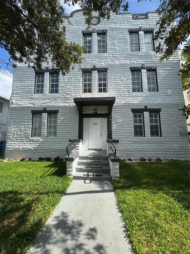 property at 1563 SW 2nd St