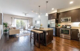 4463 Hyde Cmn, Unit 228 in Fremont, CA - Building Photo - Building Photo