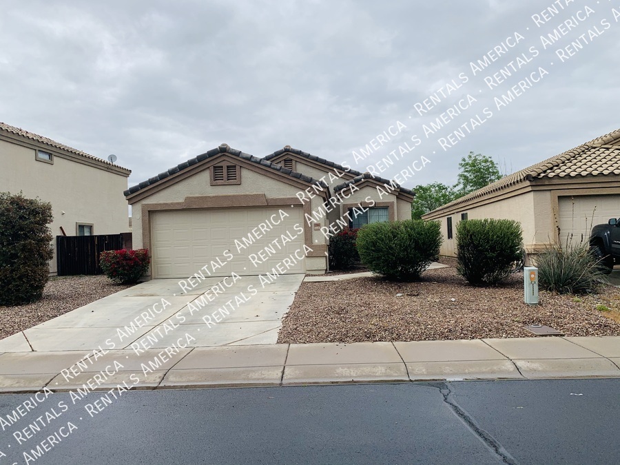 23942 W Hadley St in Buckeye, AZ - Building Photo