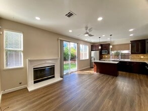 34323 Eucalyptus Terrace in Fremont, CA - Building Photo - Building Photo