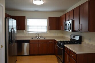 12305 Briarcreek Loop in Manor, TX - Building Photo - Building Photo