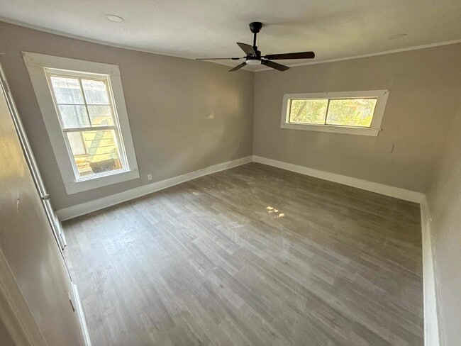 2237 Mobile Ave in Jackson, MS - Building Photo - Building Photo
