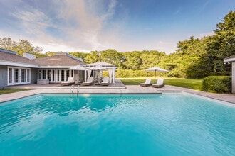 5 Ranch Ct in Sagaponack, NY - Building Photo - Building Photo