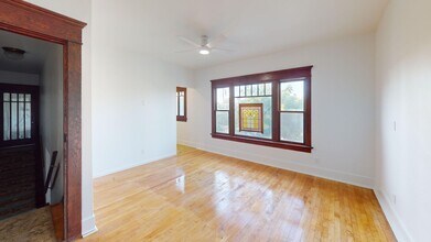 1412 10th St in Coronado, CA - Building Photo - Building Photo