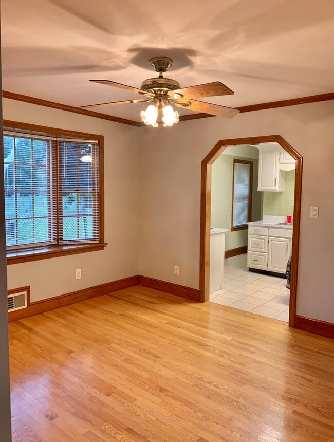 239 Grove St, Unit 239 in Waltham, MA - Building Photo - Building Photo