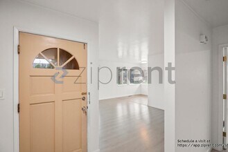 836 El Camino Real in Burlingame, CA - Building Photo - Building Photo