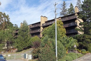 Parkside in San Anselmo, CA - Building Photo