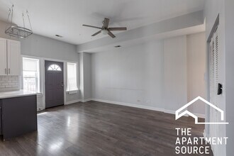 3216 W Augusta Blvd in Chicago, IL - Building Photo - Building Photo