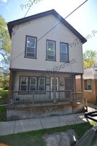 344 Pine St in Joliet, IL - Building Photo