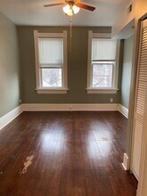 2245 W Shakespeare Ave, Unit 2R in Chicago, IL - Building Photo - Building Photo