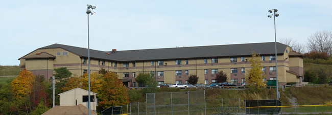 Solvay Apartments in Solvay, NY - Foto de edificio - Building Photo