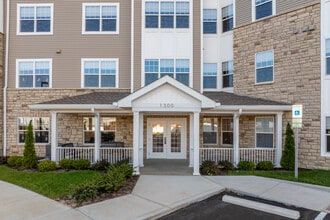 Parkway Loft in Canton, OH - Foto de edificio - Building Photo