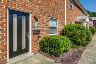 Remuda Crossing & Heritage Pointe Apartments in Richmond, VA - Foto de edificio - Building Photo