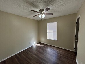 3921 Zinnia Ave in McAllen, TX - Building Photo - Building Photo