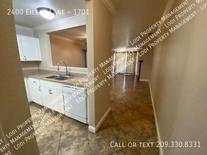 2400 Eilers Ln in Lodi, CA - Building Photo - Building Photo