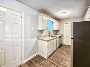 901 Shiloh Ridge Run NW in Kennesaw, GA - Foto de edificio - Building Photo