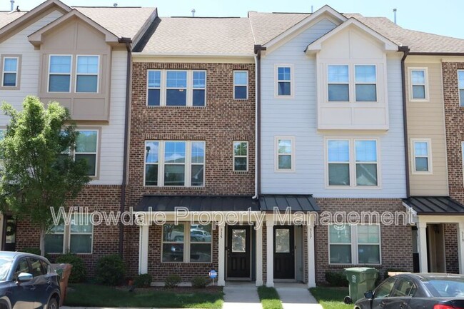 property at 315 Rosapenna Ln