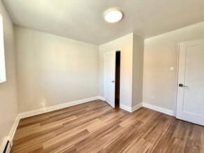 280 Lorne Ave in Kitchener, ON - Building Photo - Building Photo