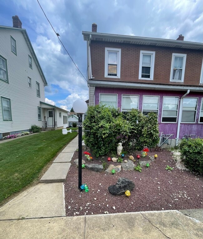 property at 9 N 4th St