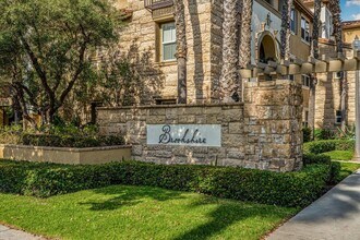 259 Riverdale Ct in Camarillo, CA - Foto de edificio - Building Photo