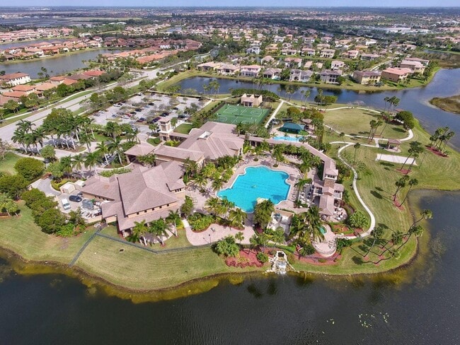 8254 NW 120th Way in Parkland, FL - Building Photo - Building Photo