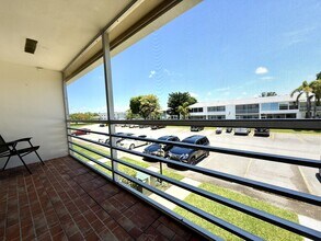 262 Sheffield K in West Palm Beach, FL - Building Photo - Building Photo