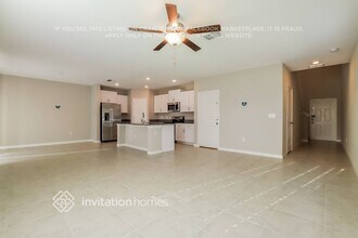 11247 Riley Pines Cir in Gibsonton, FL - Foto de edificio - Building Photo