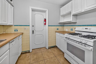 2802 Digby Ave in Cincinnati, OH - Building Photo - Building Photo