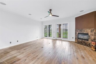 651 Saxony Blvd in St. Petersburg, FL - Building Photo - Building Photo