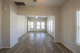 535 S 39th W Ave in Tulsa, OK - Building Photo - Building Photo